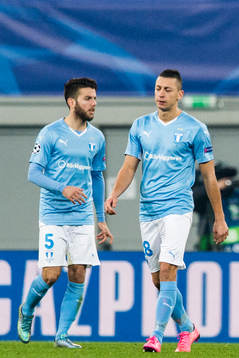 Malmö FFs Erdal Rakip och Nikola Djurjic deppar