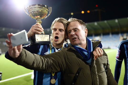 Djurgårdens Tim Björkström och Pelle Kotschack ställer