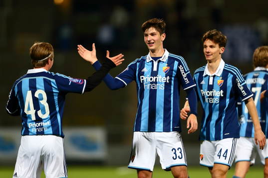 Djurgårdens Jakob Glasberg firar