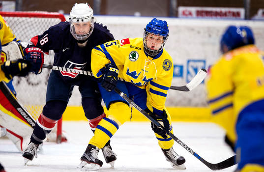 USAs Stephanie Anderson och Sveriges Johanna Fällman