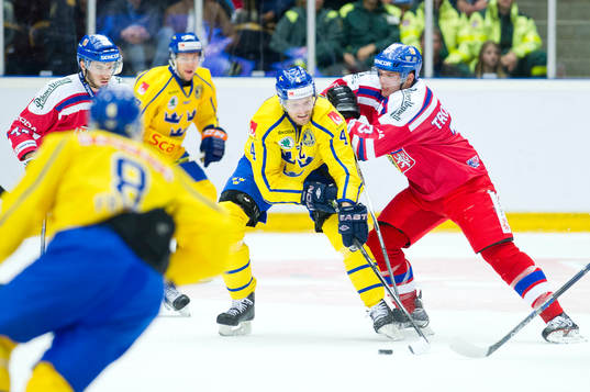 Sveriges Staffan Kronwall och Marek Troncinsky