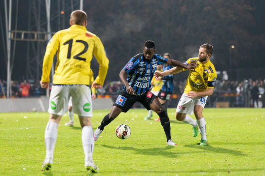 Sirius Moses Ogbu, Falkenbergs David Svensson