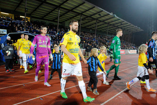 Falkenbergs David Svensson, Falkenbergs målvakt Otto