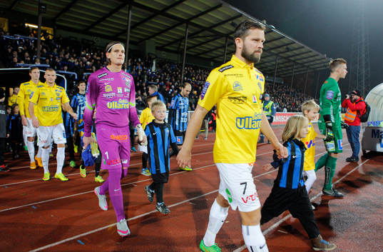 Falkenbergs David Svensson, Falkenbergs målvakt Otto