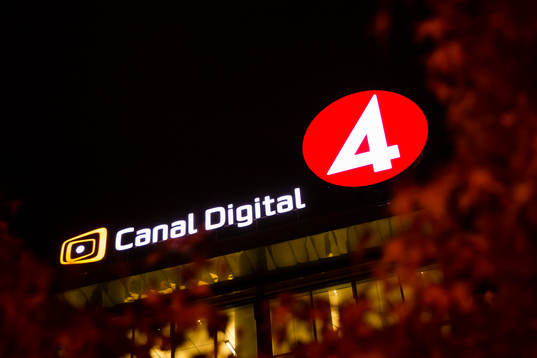 Generell vy på TV4 och Canal Digitals logga utanför