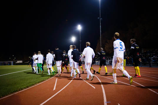 Frej och Akropolis går in på planen