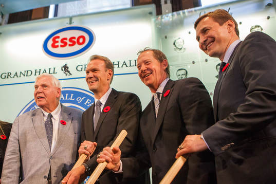 Nicklas Lidstrom and his fellow inductees are seen