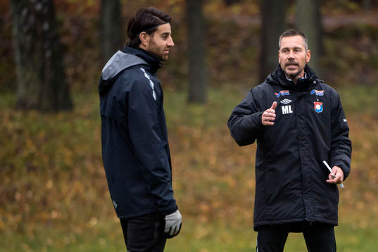 Örgrytes George Mourad och tränare Marcus Lantz