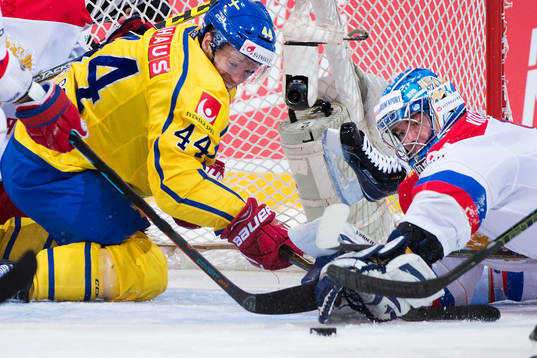 Sveriges Nicklas Danielsson och Rysslands Vasily Koshechkin