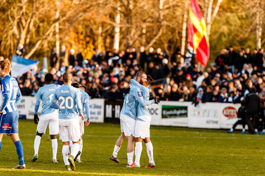Malmö FFs Jo Inge Berget och Tobias Sana  jublar