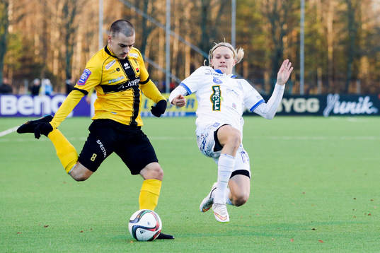 Frejs Pontus Silfwer och Akropolis Henrik Löfkvist