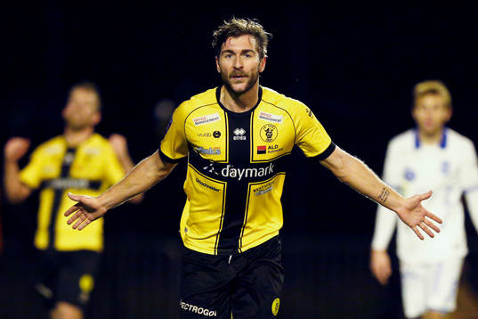 Frejs Christophe Lallet jublar