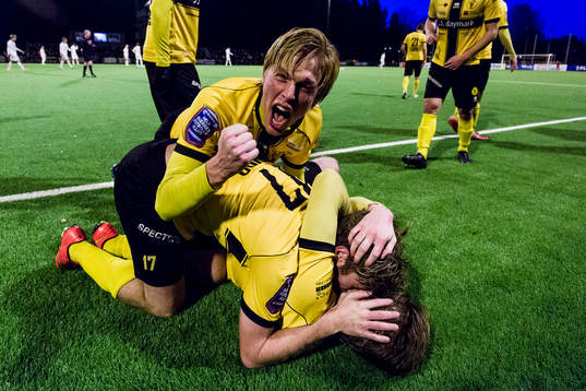 Frejs Cristoffer Ericson jublar
