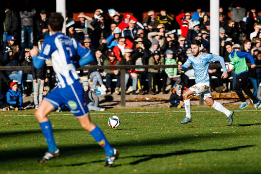 Malmö FFs Erdal Rakip med bollen