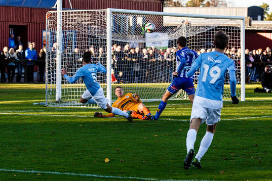 Malmö FFs Erdal Rakip avslutar mot Götene IFs Målvakt