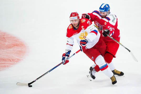 Rysslands Ilya Kovalchuk och Tjeckiens Michal Kempny