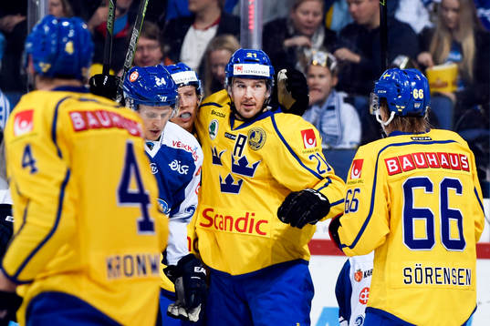 Sveriges Jimmie Ericsson jublar