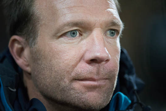 Sirius tränare Kim Bergstrand före fotbollsmatchen och