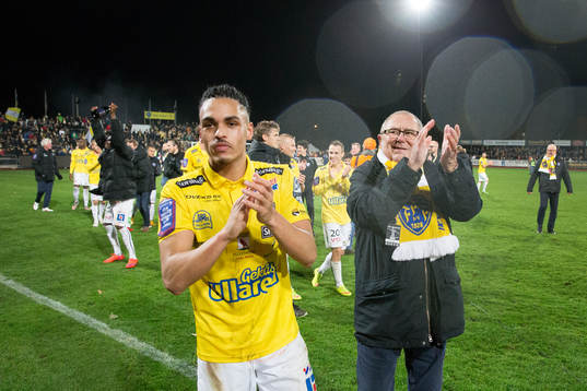 Falkenbergs Alexander Jakobsen och ordförande Lars-Eric