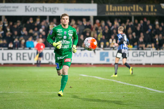 Sirius målvakt Lukas Jonsson