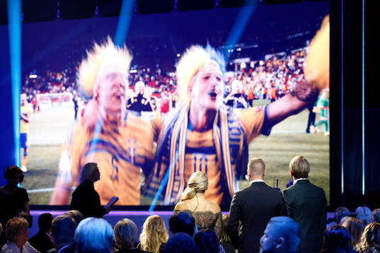 John Guidetti och Patrik Carlgren tittar på hur det gick