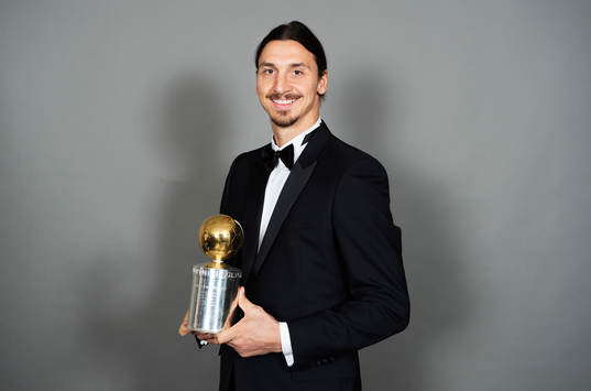 Zlatan Ibrahimovic, Paris Saint-Germain, poserar med