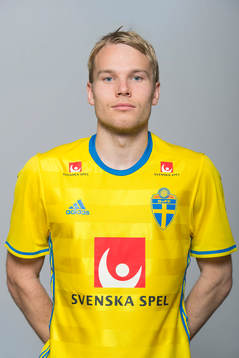 Oscar Lewicki, spelare i Sveriges fotbollslandslag