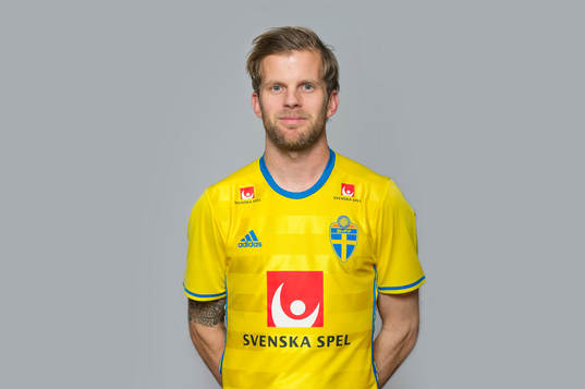 Mikael Antonsson, spelare i Sveriges fotbollslandslag
