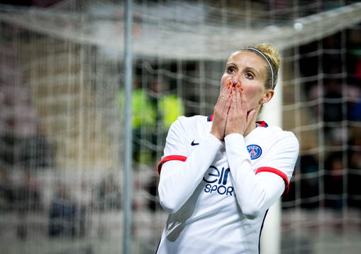 Paris SG Anja Mittag deppar
