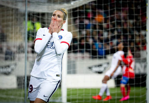 Paris SG Anja Mittag deppar