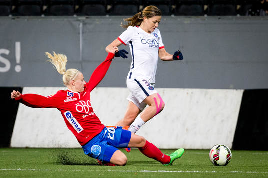 KIF Örebro Julia Spetsmark och Paris SG Laure Boulleau