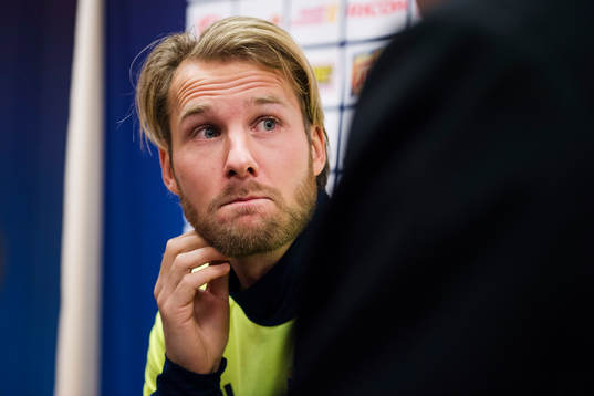 Ola Toivonen i mixed zone