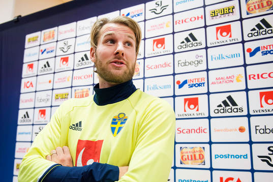 Ola Toivonen i mixed zone