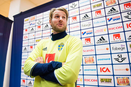 Ola Toivonen i mixed zone