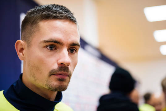 Mikael Lustig i mixed zone