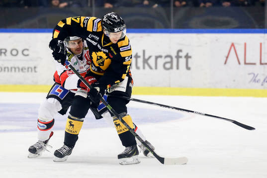 Örebros Alexander Hellström och Skellefteås John Norman