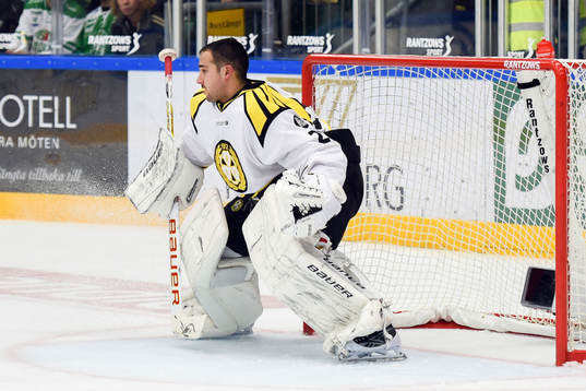 Brynäs målvakt Bernhard Starkbaum tappade masken