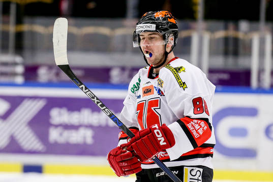 Örebros Jakub Petruzalek