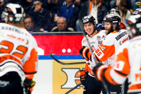 Karlskronas Jimmy Andersson jublar