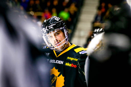 Skellefteås Axel Holmström jublar
