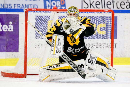 Skellefteås målvakt Erik Hanses