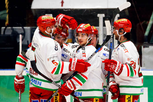 under ishockeymatchen i SHL mellan Färjestad och Modo