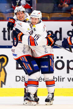 Växjös Tuomas Kiiskinen jublar