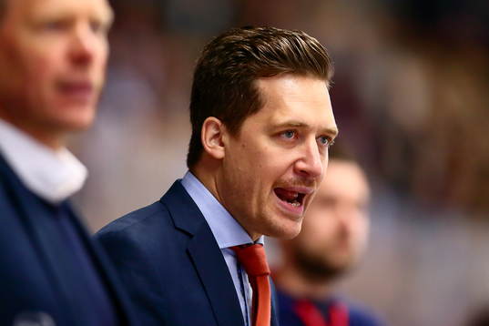 Växjös tränare Sam Hallam