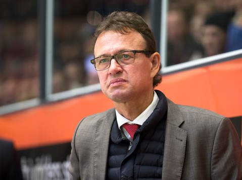 Modos assisterande tränare  Fredrik Olausson