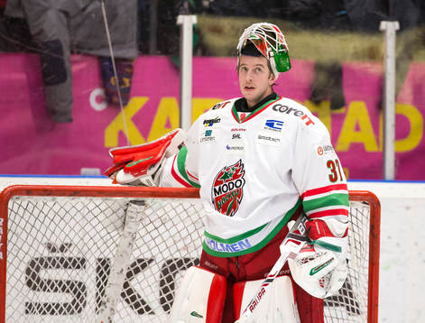 Modos målvakt Adam Reideborn