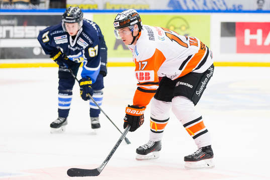 s Christoffer Törngren och Karlskronas Joel Kellman