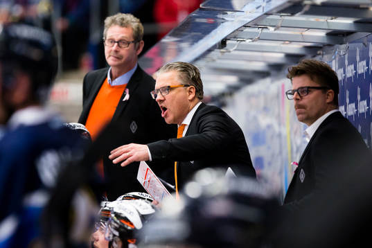 Karlskronas Torbjörn Karlsson, tränare Per Hånberg och