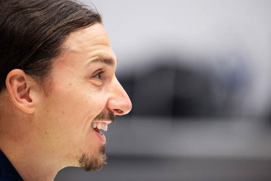 Zlatan Ibrahimovic på en presskonferens