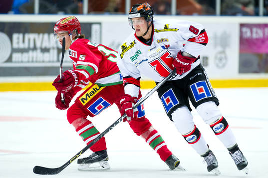 Modos Anton Byström och Örebros Mikko Lehtonen